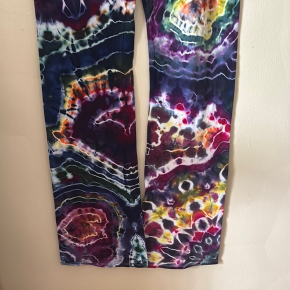 Tie-Dye Mushroom Top and Pants Set - Picture 8 of 14